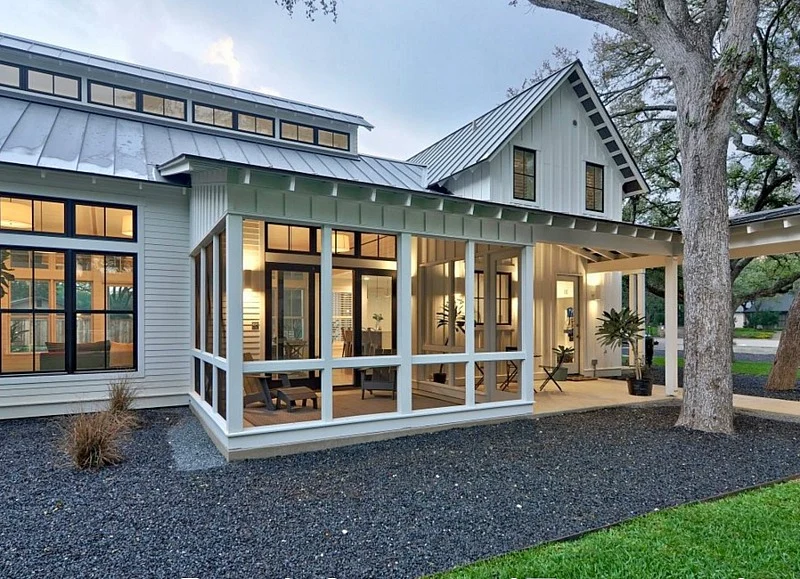 Perfect Outdoor Living Space Screen Porch